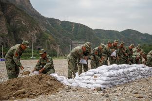 中超官方：周定洋单场跑动13327米，是有该项数据统计以来的新高